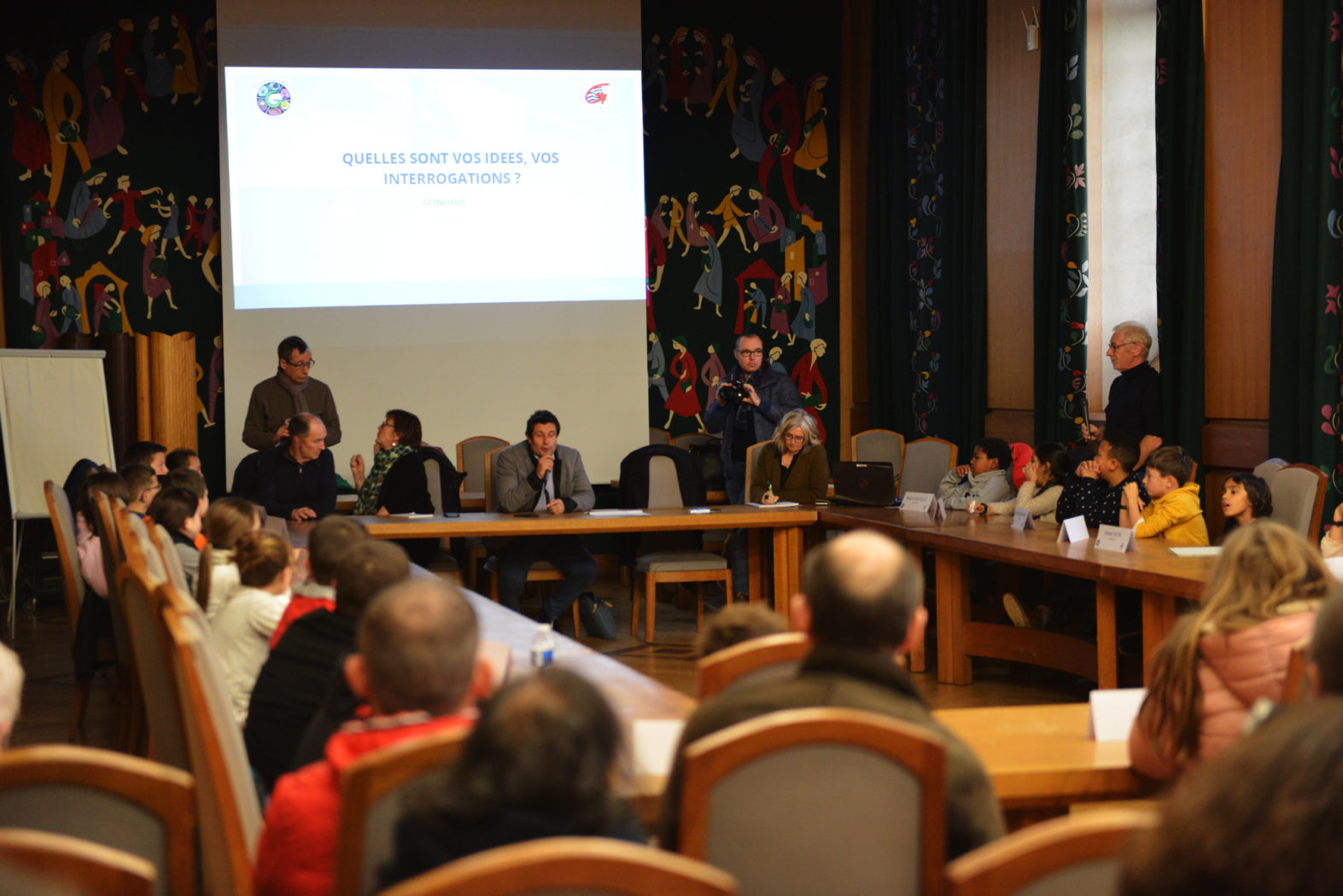 Première réunion du Conseil Municipal des enfants de Guingamp