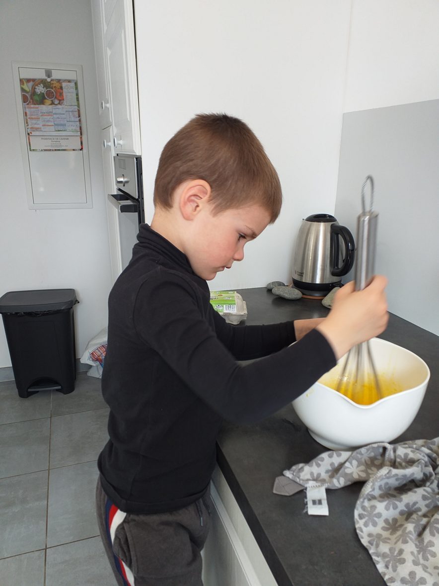 Gwastell chokolad : Ar rekipe aes d’ober eus Arno – la recette facile d’Arno : le gâteau au chocolat