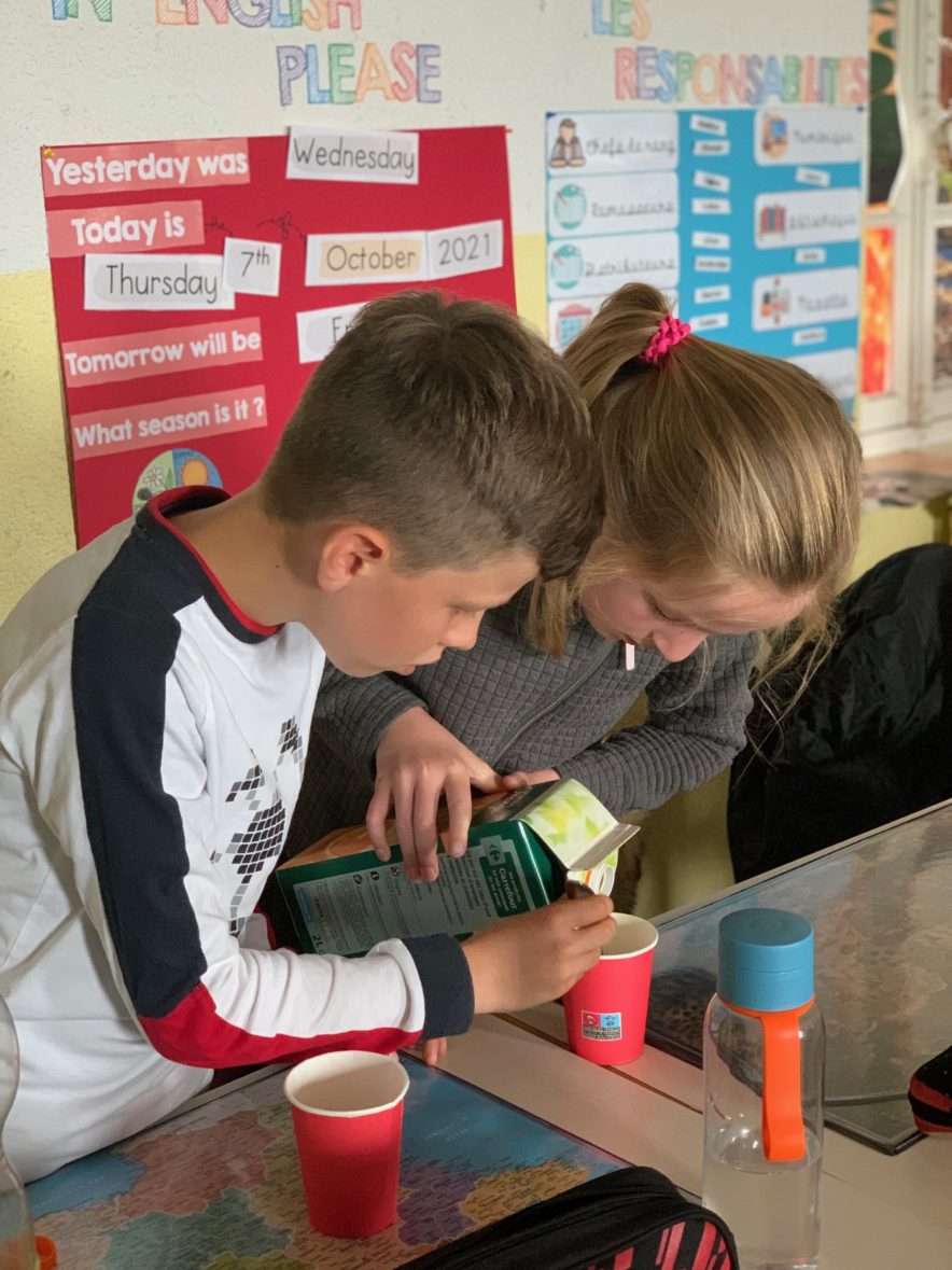 Sciences en CM2 : apprendre en manipulant !