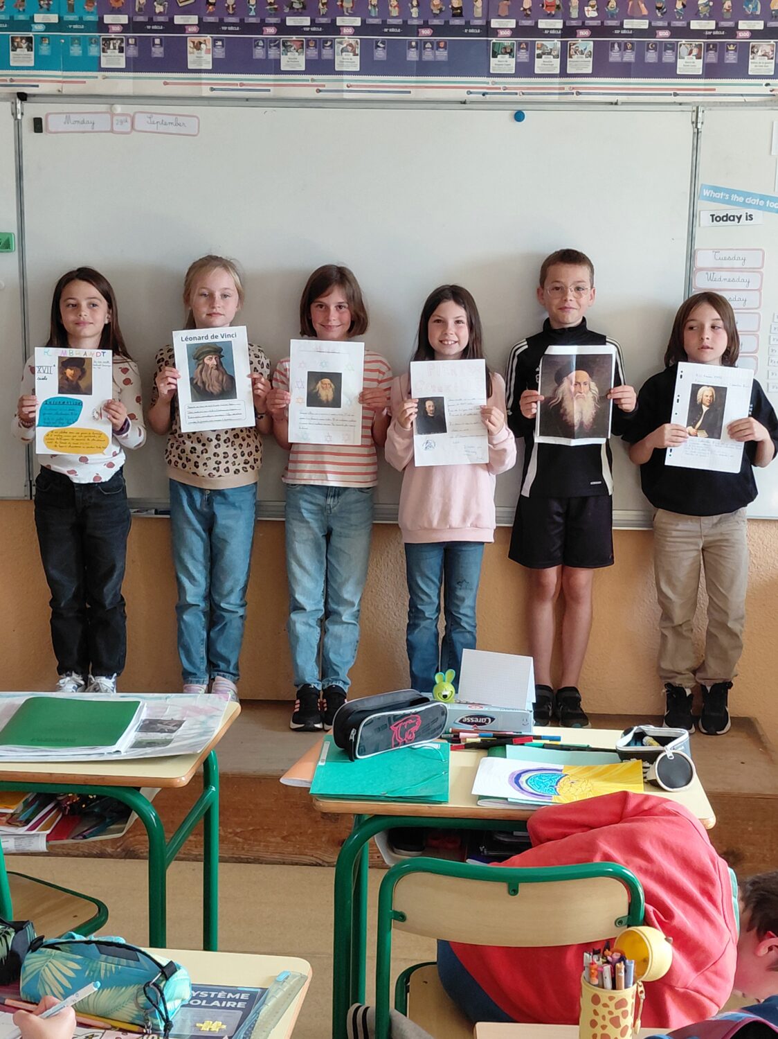 Les élèves de CM1B remontent le temps.